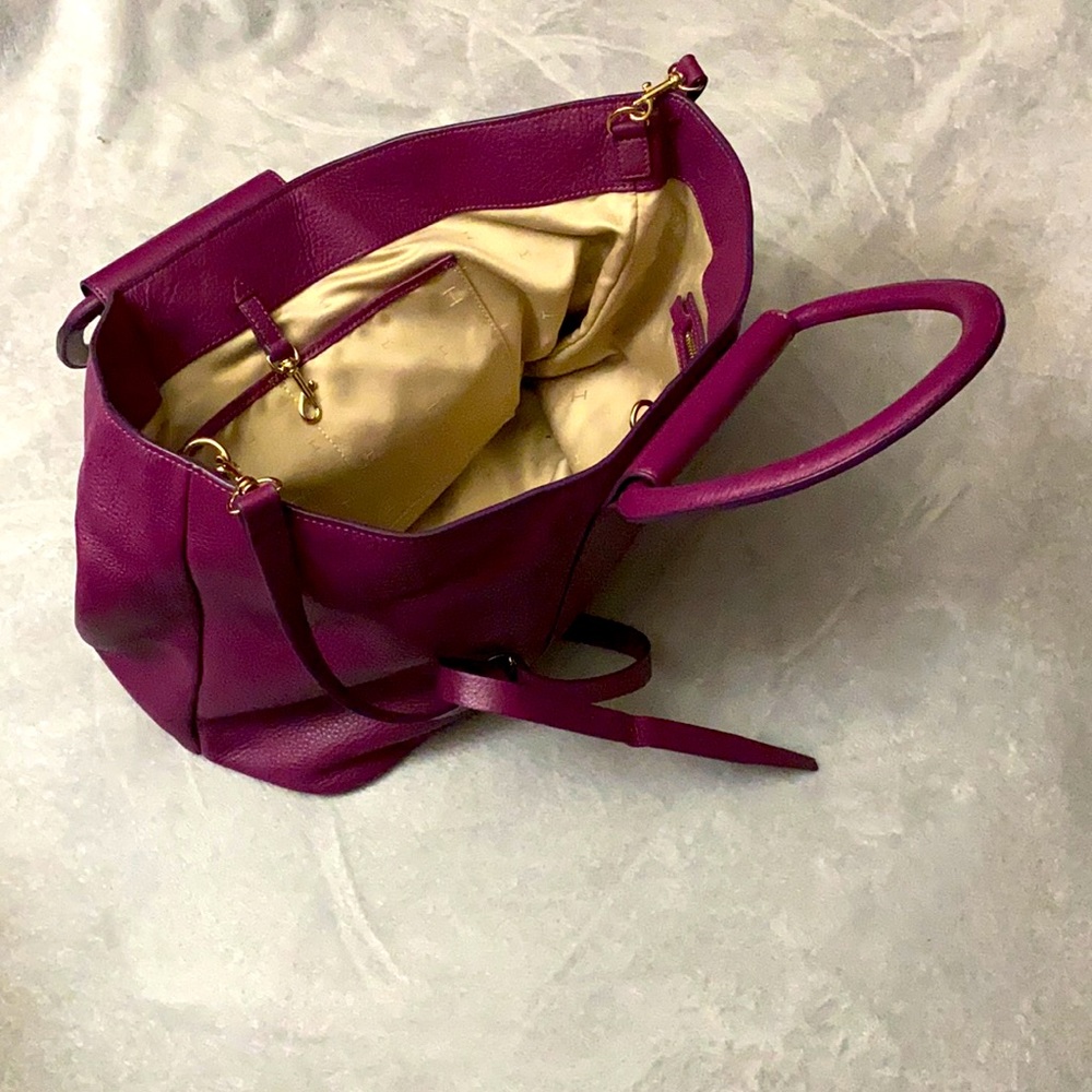Halston large purse - Picture 4 of 13